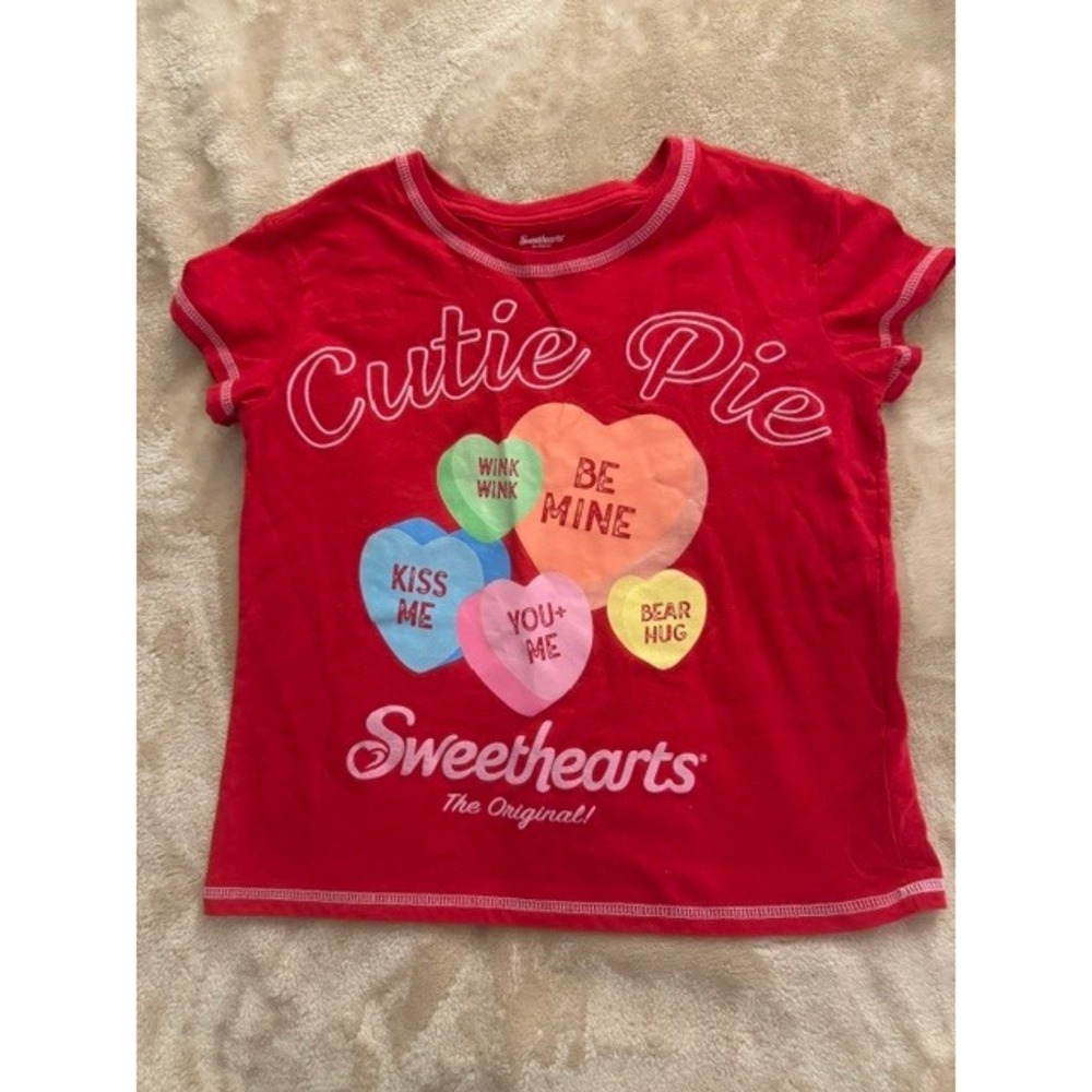 Sweethearts Candy Graphic Tee Red Cutie Pie Conversation Hearts Kids Large L (E)